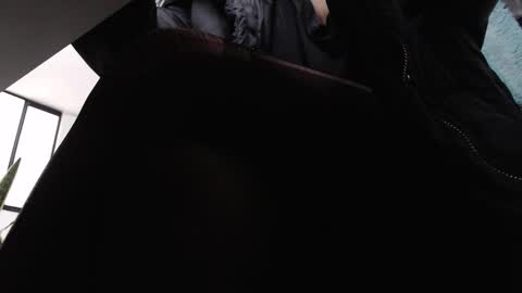   online show from January 28, 2025, 11:38 am