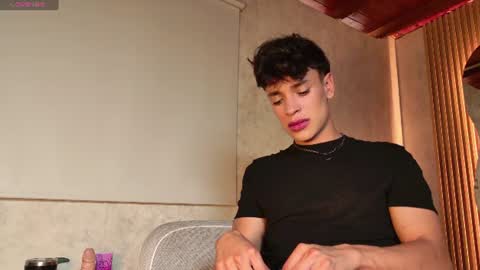 Ander  online show from June 12, 2026, 12:26 pm