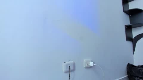 Andrs   -                   online show from September 11, 2025, 12:22 am