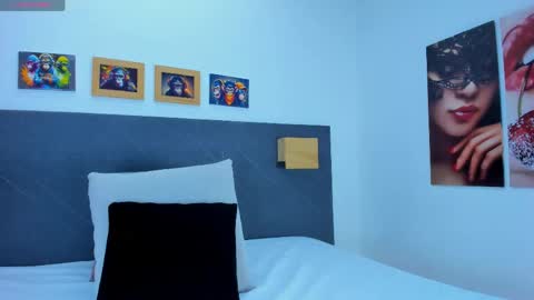 Andrea online show from April 18, 2026, 12:09 pm