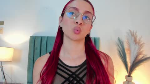 Andra Cyrus online show from January 30, 2025, 5:39 pm