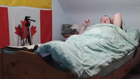 Snapshot of andre124231 chatting on December 12, 2024, 11:47 pm Andre online show from December 12, 2024, 11:47 pm