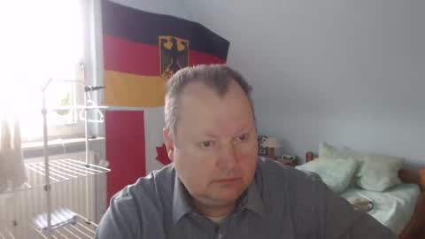 Snapshot of andre124231 chatting on January 1, 2025, 10:00 am Andre online show from January 1, 2025, 10:00 am