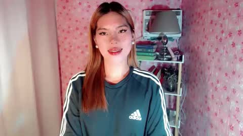 andrea06121998 online show from January 9, 2026, 8:32 pm