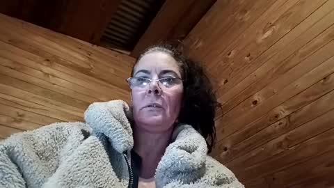 Snapshot of andrea32836 chatting on July 15, 2026, 7:35 am andrea32836 online show from July 15, 2026, 7:35 am
