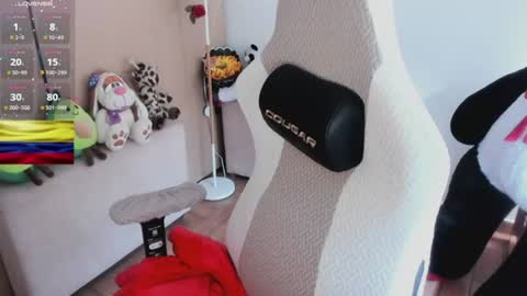 Snapshot of andrea_bonnie chatting on June 11, 2026, 2:15 pm andrea_bonnie online show from June 11, 2026, 2:15 pm