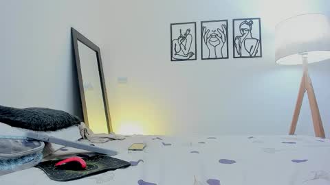 Andrea Cherry online show from February 2, 2026, 11:53 am