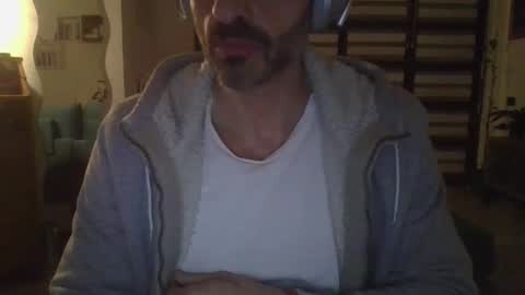 Snapshot of andrea_feetlover chatting on March 27, 2026, 7:35 pm andrea_feetlover online show from March 27, 2026, 7:35 pm