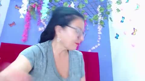 ANDREA LOPEZ online show from September 11, 2025, 10:59 am