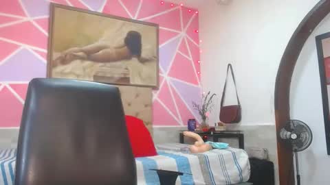 andrea ospina1 online show from March 1, 2025, 6:43 pm