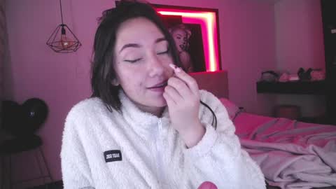 Andrea Ramos online show from December 11, 2024, 9:30 am