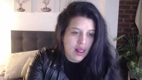 ANDREA  online show from March 27, 2026, 1:44 pm