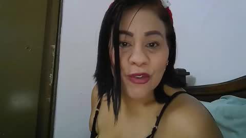 andrea online show from December 17, 2025, 1:55 am