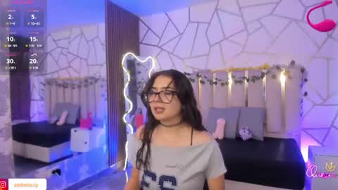 Snapshot of andrea_tay1 chatting on July 23, 2026, 7:12 pm andrea_tay1 online show from July 23, 2026, 7:12 pm
