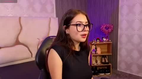 Snapshot of andrea_tay1 chatting on July 24, 2026, 7:23 pm andrea_tay1 online show from July 24, 2026, 7:23 pm