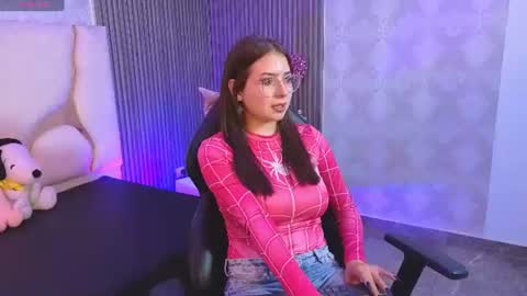 Snapshot of andrea_tay1 chatting on July 30, 2026, 8:08 pm andrea_tay1 online show from July 30, 2026, 8:08 pm