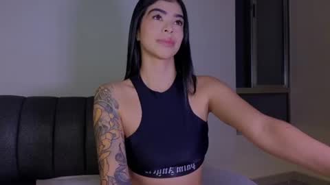 Snapshot of andrea_torres_ chatting on July 17, 2026, 1:34 am online show from July 17, 2026, 1:34 am