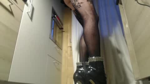 Andrea online show from December 13, 2024, 6:42 am