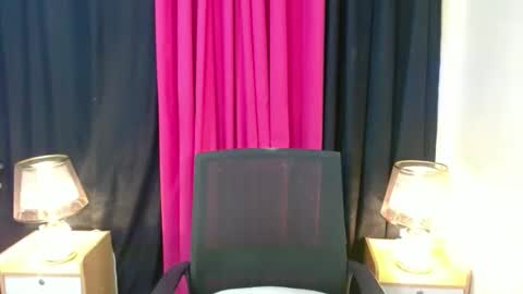 Andrea And Chloe Asians Girls online show from February 1, 2025, 6:08 pm