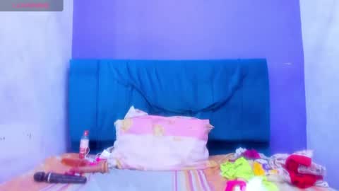 andrealopezaenmar online show from June 28, 2026, 1:11 am