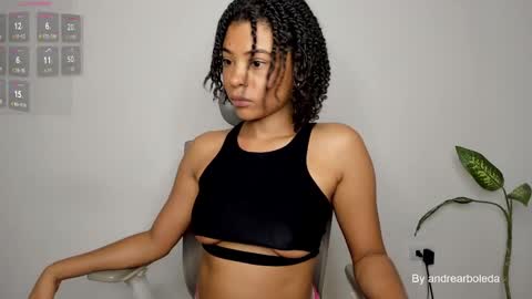 Andrea  online show from March 4, 2025, 4:09 pm