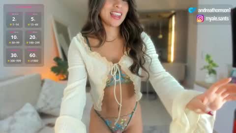 Please call me Andrea online show from October 3, 2025, 10:18 pm