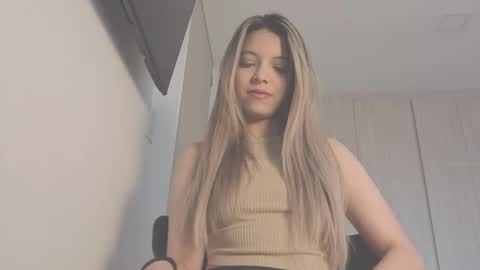 andreau 19 online show from January 13, 2026, 1:27 pm