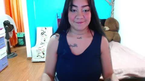 Snapshot of andrebigboobs chatting on April 19, 2026, 10:23 pm Andre online show from April 19, 2026, 10:23 pm