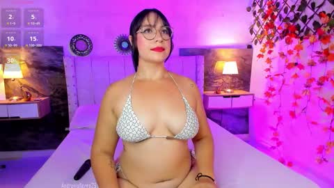 Andreina Fierro  Ig Andreinafierro26 online show from February 3, 2026, 10:15 pm