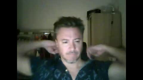 Benfica Boy online show from October 24, 2025, 8:27 pm