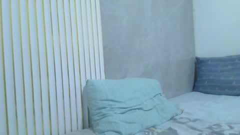 andres129494 online show from January 13, 2026, 12:49 am