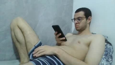 andres129494 online show from March 16, 2026, 1:00 am