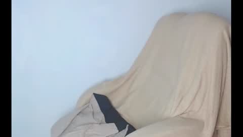 Snapshot of andres_arevalo chatting on June 9, 2026, 9:59 pm andres_arevalo online show from June 9, 2026, 9:59 pm