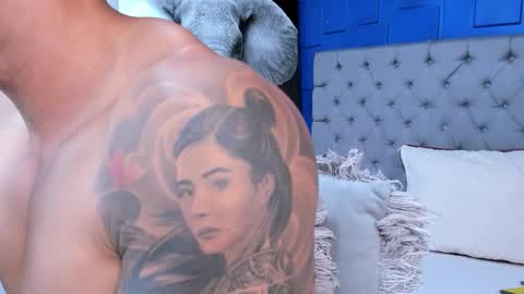 insta andres clark  online show from September 11, 2025, 5:57 pm