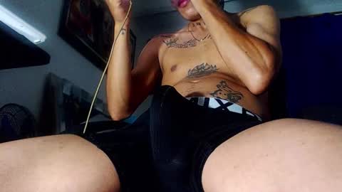 Andrs   o online show from December 1, 2025, 5:12 am