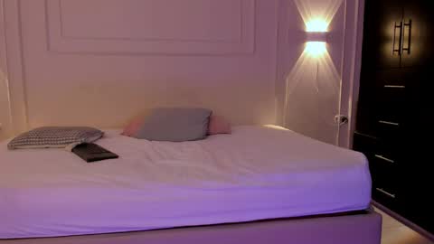 andres_stud online show from June 4, 2026, 3:56 am