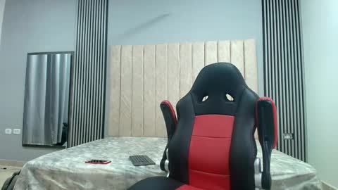 ANDRES  online show from September 9, 2025, 5:40 am