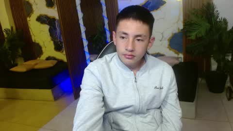 andres_tay online show from April 9, 2026, 6:19 am