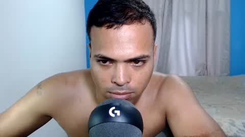 Snapshot of andresfern chatting on July 20, 2026, 10:01 pm ANDRES online show from July 20, 2026, 10:01 pm