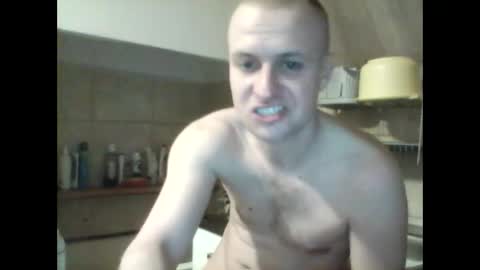 andrew3356577 online show from March 3, 2025, 1:10 am