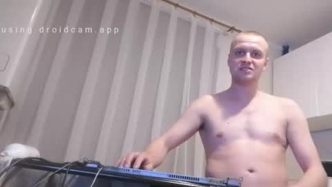 andrew3356577 online show from January 18, 2026, 12:03 am