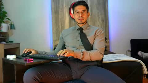 Andrew online show from April 24, 2026, 4:59 am