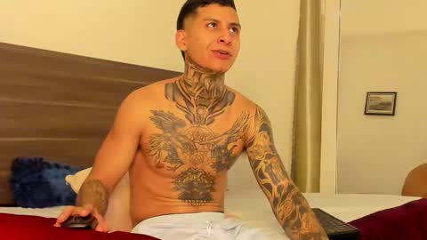 Snapshot of andrew_sanders69 chatting on November 28, 2025, 3:53 am andrew_sanders69 online show from November 28, 2025, 3:53 am