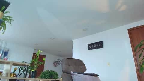 ANDREW WEST online show from October 16, 2025, 9:38 pm