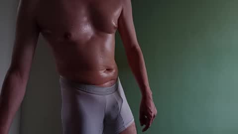 Snapshot of andrewmature chatting on April 6, 2026, 4:41 pm andrewmature online show from April 6, 2026, 4:41 pm