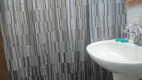 Snapshot of andrewo42601 chatting on October 1, 2025, 4:07 am andrewo42601 online show from October 1, 2025, 4:07 am