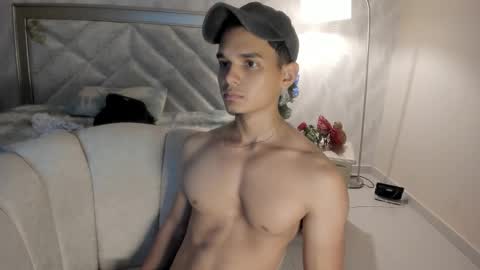 Snapshot of andrewrush_ chatting on November 27, 2025, 3:08 am andrewrush_ online show from November 27, 2025, 3:08 am