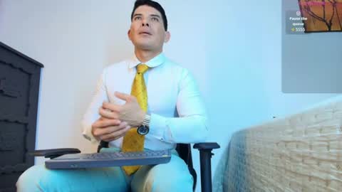 Snapshot of andrewstelee chatting on June 10, 2026, 3:29 am andrewstelee online show from June 10, 2026, 3:29 am