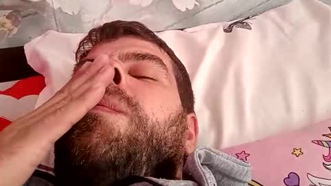 Snapshot of andrey21q chatting on October 21, 2025, 8:15 am andrey21q online show from October 21, 2025, 8:15 am