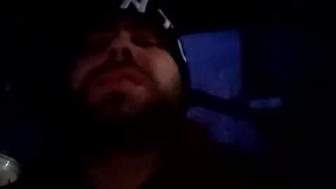 Snapshot of andrey21q chatting on January 11, 2026, 3:28 pm andrey21q online show from January 11, 2026, 3:28 pm